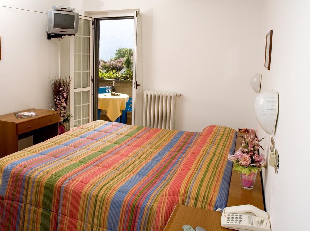 Hotel Del Mera Sorico Δωμάτιο φωτογραφία